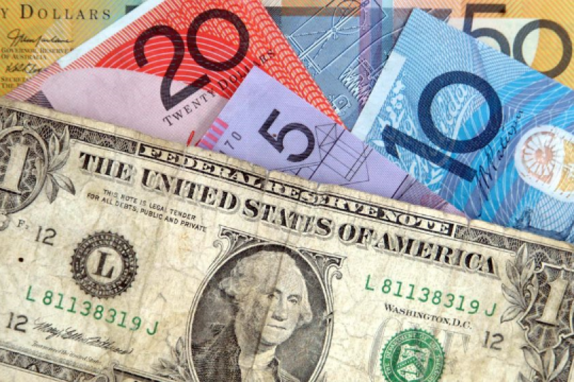 الدولار الاسترالي ينتعش قبل بيانات يوم الجمعة